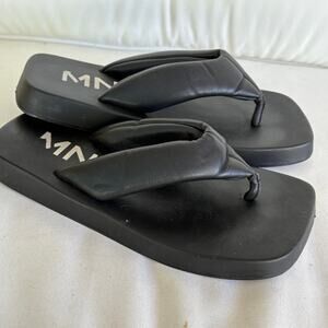 MNG Square Toe Puffy Thong Sandals 9 39 Black 90s Y2K Flip Flops Platform